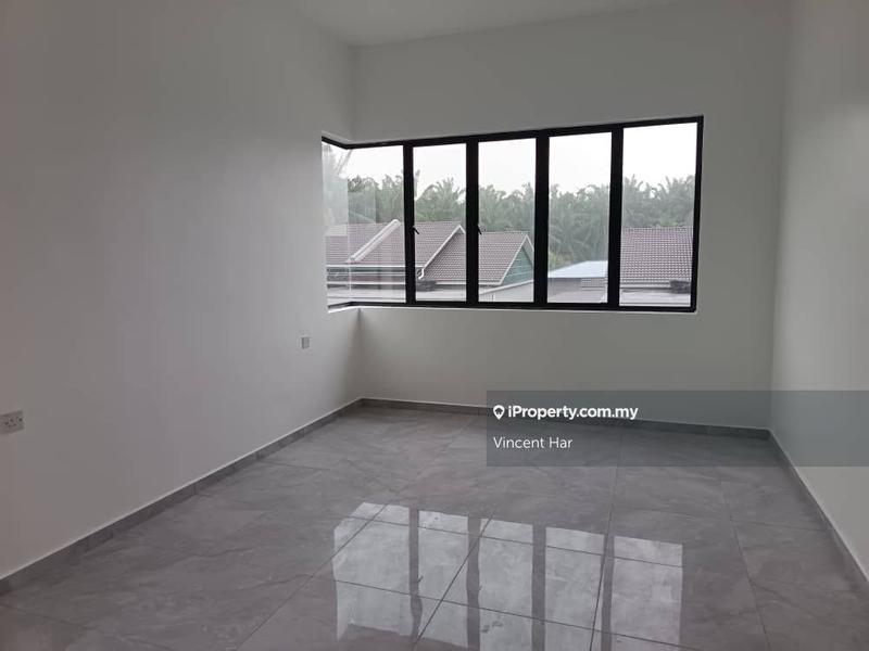 Semi-Detached House for Sale in Taman Selamat Indah, Sitiawan by Vincent Har - iProperty.com.my