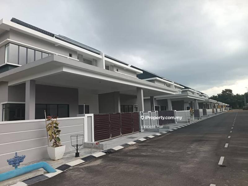 Semi-Detached House for Sale in Taman Selamat Indah, Sitiawan by Vincent Har - iProperty.com.my
