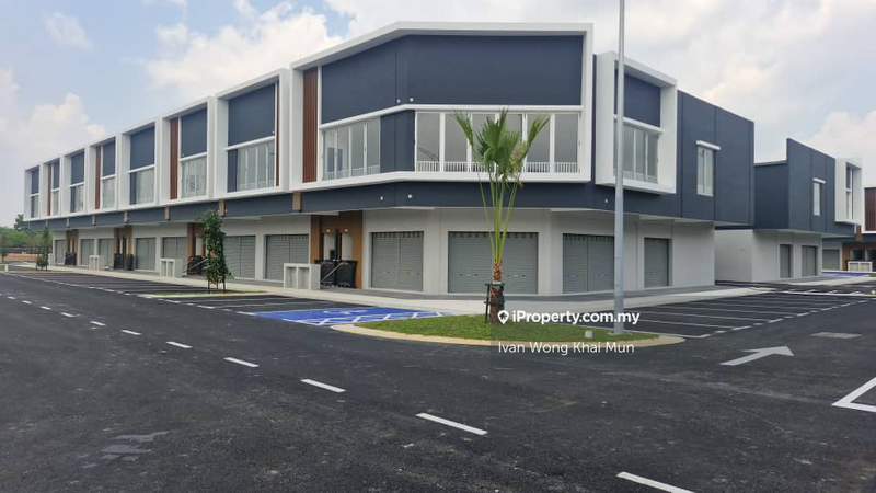 Shop for Sale in Bandar Serenia, Dengkil by Ivan Wong Khai Mun - iProperty.com.my
