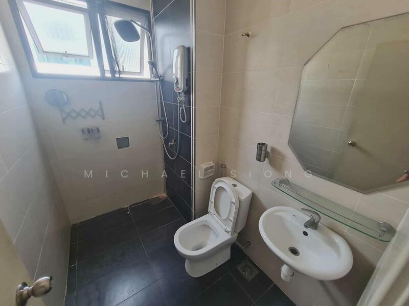 3-storey Terraced House for Rent in Rawang, Selangor by Michael Siong - Bathroom - iProperty.com.my