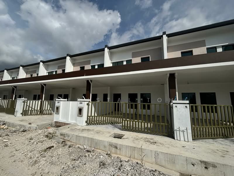 2-storey Terraced House for Sale in Taman Kwong Thiong, Kuching by Christal Toh - Exterior - iProperty.com.my