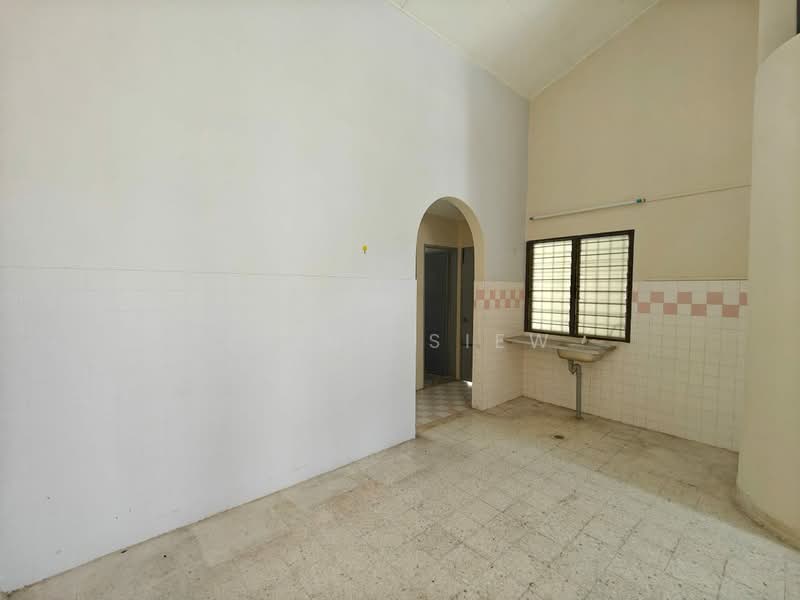 1-storey Terraced House for Sale in Taman Bukit Kaya, Seremban by Irene Siew - Kitchen - iProperty.com.my