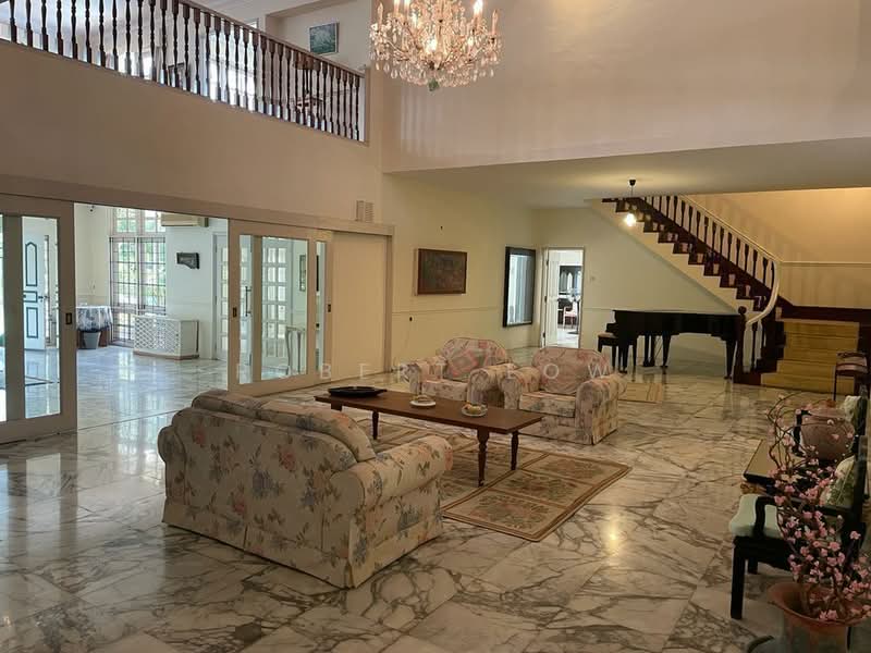 Bungalow House for Sale in Pantai Molek, Tanjung Tokong by Robert Low - Living Room - iProperty.com.my