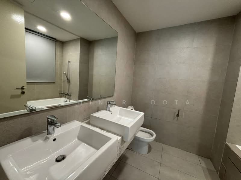 Service Residence for Rent in Ooak Serviced Apartments @ Kiara 163 by Yoshinori Dota - Master Bathroom - iProperty.com.my