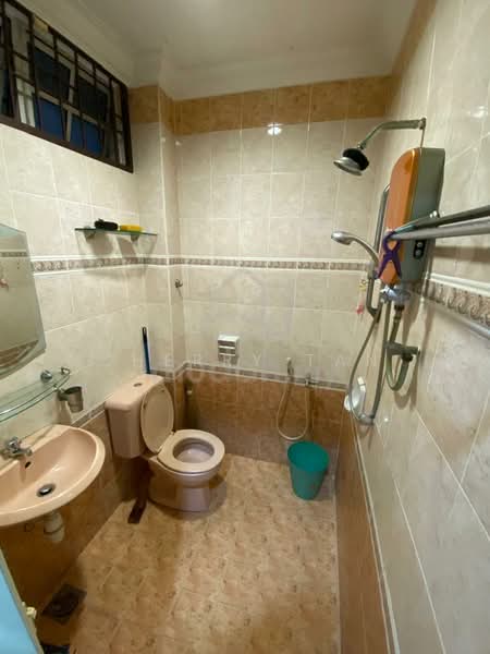 Terraced House for Sale in Taman Melaka Jaya, Batu Berendam by Cherry Tan - Bathroom - iProperty.com.my