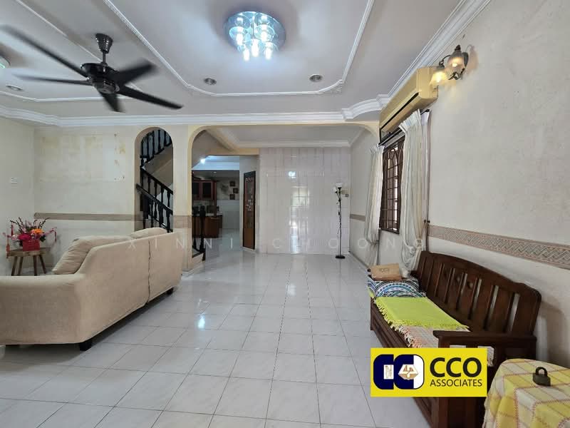 Terraced House for Sale in Ipoh, Perak by Xinni Choong - Living Room - iProperty.com.my
