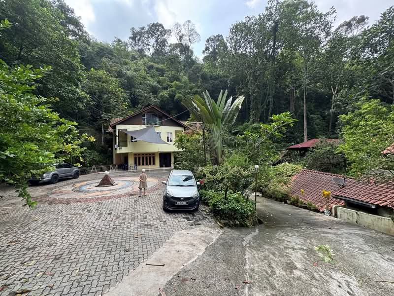 Residential Land for Sale in Kampung Bukit Lanjan, Sungai Penchala by Amril Najmin - iProperty.com.my