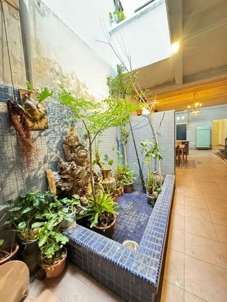 Shop for Sale in Nibong Tebal (Penang) - Tan Pooi Lin - Garden - PropertyGuru.com.my