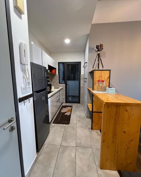 Condominium for Rent at Maya@Likas - Grace Teo - Kitchen - PropertyGuru.com.my