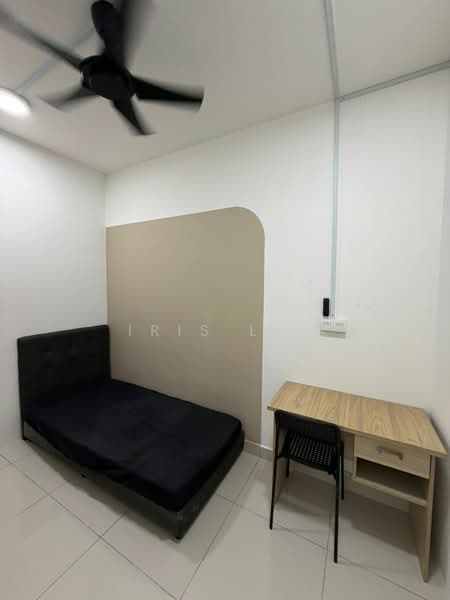 Condominium for Rent at The Holmes 2 - Iris Lee - Bedroom - PropertyGuru.com.my