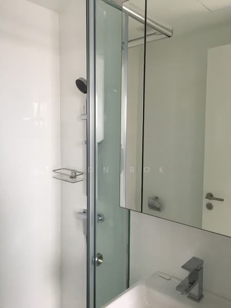 #1 Loft, 1 Lorong 24 Geylang, 1 Bedroom, 560 sqft, Apartment For Rent, by Leon Bok, 19831176 - PropertyGuru.com.sg