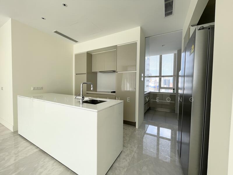 Ardmore II, 1 Ardmore Park, 4 Bedrooms, 2,024 sqft, Condominium For Rent, by Evangeline Yeong, 23608828 - PropertyGuru.com.sg