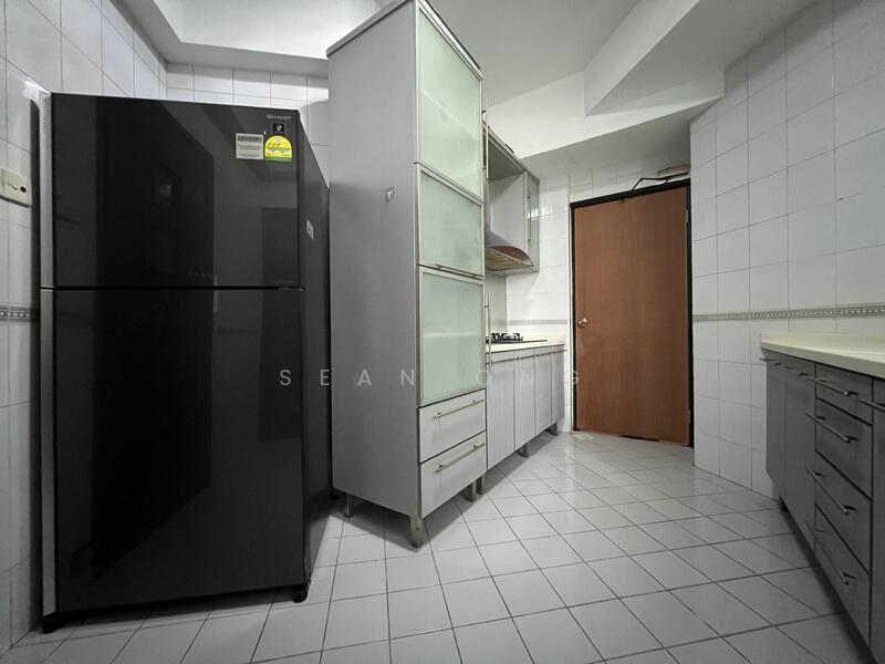 Parc Oasis, 43 Jurong East Avenue 1, Room Rental, 300 sqft, Condominium For Rent, by Sean Ong, 25304081 - PropertyGuru.com.sg