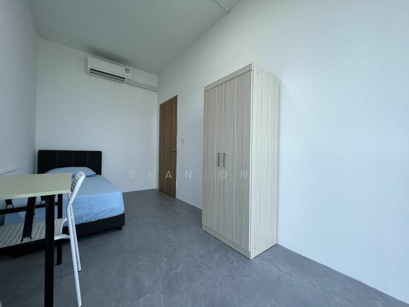 Parc Oasis, 43 Jurong East Avenue 1, Room Rental, 300 sqft, Condominium For Rent, by Sean Ong, 25304081 - PropertyGuru.com.sg