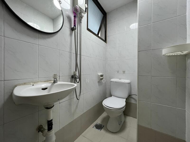 Parc Oasis, 43 Jurong East Avenue 1, Room Rental, 150 sqft, Condominium For Rent, by Sean Ong, 25304090 - PropertyGuru.com.sg
