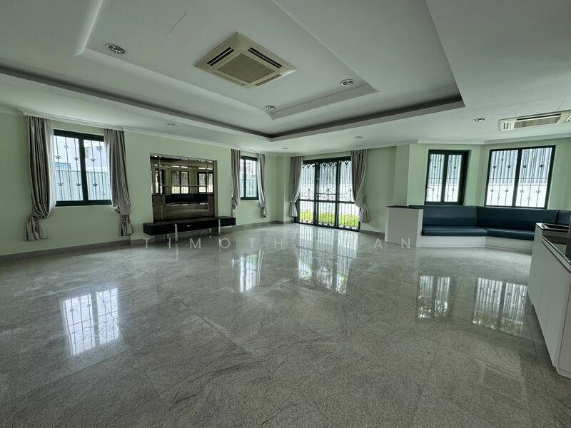 Windsor Park Estate, Windsor Park Road, 6 Bedrooms, 6,830 sqft, Bungalow House For Rent, by Timothy Tan, 25401427 - PropertyGuru.com.sg