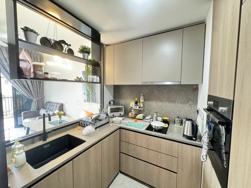 KI Residences At Brookvale, 18 Brookvale Drive, Room Rental, 120 sqft, Condominium For Rent, by Madeline Phua 潘美珊, 25471935 - PropertyGuru.com.sg