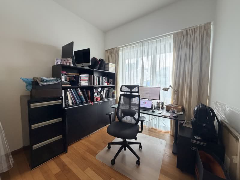 Marina Bay Residences, 18 Marina Boulevard, 3 Bedrooms, 1,636 sqft, Condominium For Rent, by Brenda Tan, 25609658 - Study - PropertyGuru.com.sg