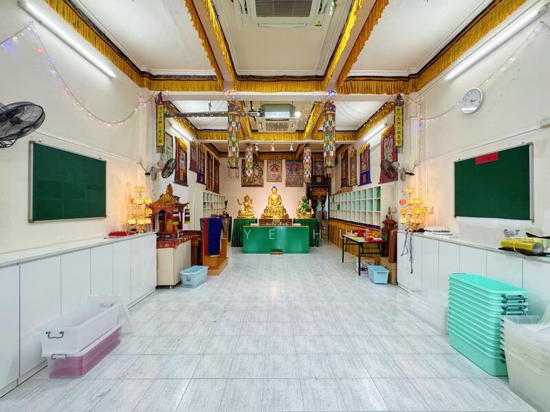 LORONG 24A GEYLANG, LORONG 24A GEYLNG, 3 Bedrooms, 3,312 sqft, Shophouse For Sale, by Joyce Lye Hui Xin, 25618025 - PropertyGuru.com.sg