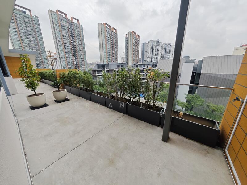 38 Jervois, 38 Jervois Road, 3 Bedrooms, 1,098 sqft, Condominium For Sale, by Bryan Lee, 500006600 - Balcony - PropertyGuru.com.sg