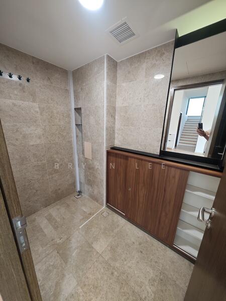 38 Jervois, 38 Jervois Road, 3 Bedrooms, 1,098 sqft, Condominium For Sale, by Bryan Lee, 500006600 - Bathroom - PropertyGuru.com.sg