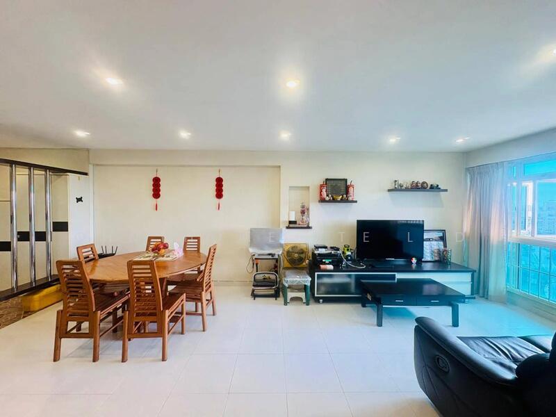 184 Jelebu Road, 184 Jelebu Road, 3 Bedrooms, 1,216 sqft, HDB Flat For Sale, by STEVEN NG, 500010408 - Living Room - PropertyGuru.com.sg