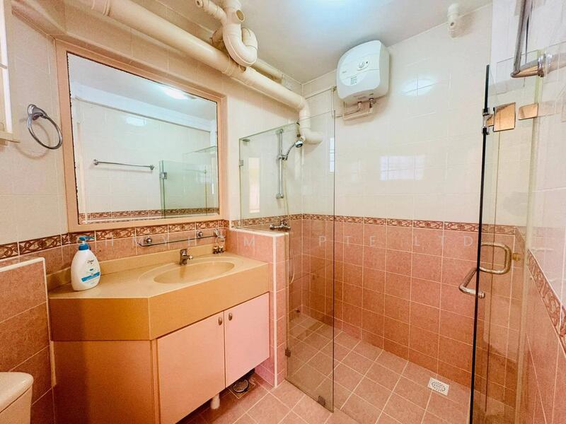 184 Jelebu Road, 184 Jelebu Road, 3 Bedrooms, 1,216 sqft, HDB Flat For Sale, by STEVEN NG, 500010408 - Bathroom - PropertyGuru.com.sg