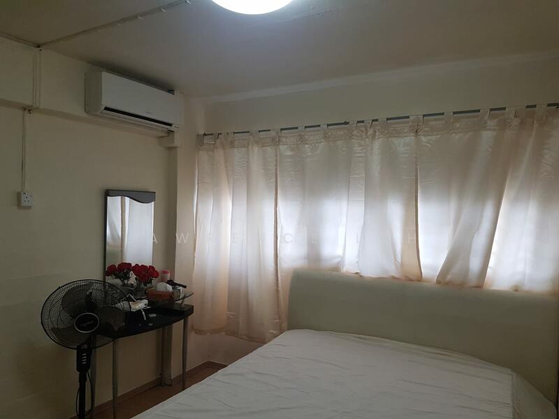 1 Saint George's Road, 1 Saint George's Road, 3 Bedrooms, 882 sqft, HDB Flat For Sale, by Lawrence Loh, 500011948 - Bedroom - PropertyGuru.com.sg