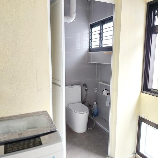 504 Choa Chu Kang Street 51, 504 Choa Chu Kang Street 51, Room Rental, 100 sqft, HDB Flat For Rent, by Wendi Sim, 500037686 - Bathroom - PropertyGuru.com.sg