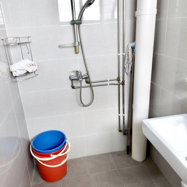 504 Choa Chu Kang Street 51, 504 Choa Chu Kang Street 51, Room Rental, 100 sqft, HDB Flat For Rent, by Wendi Sim, 500037686 - Bathroom - PropertyGuru.com.sg