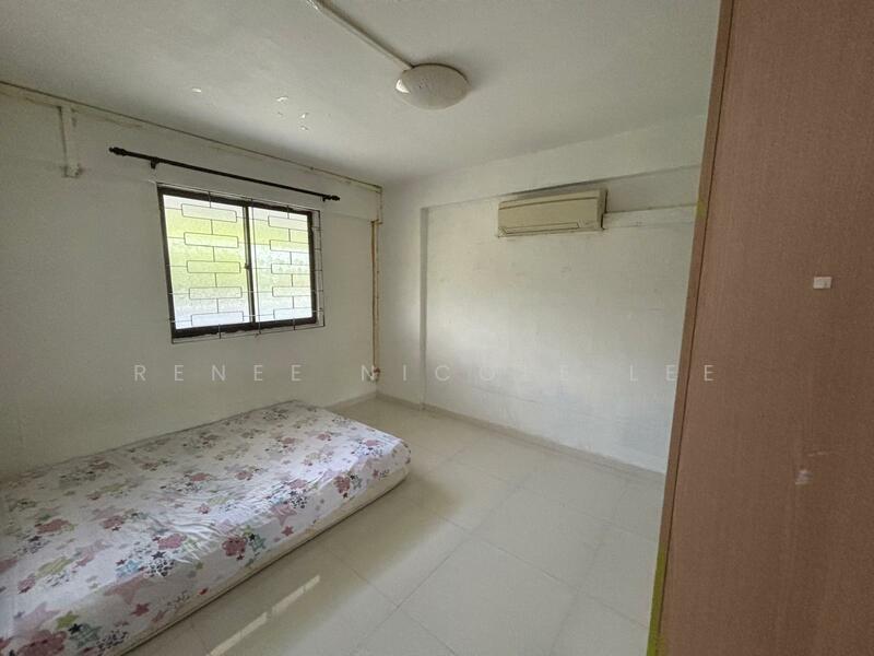 131 Jalan Bukit Merah, 131 Jalan Bukit Merah, 2 Bedrooms, 699 sqft, HDB Flat For Sale, by Renee Nicole Lee, 500052114 - Bedroom - PropertyGuru.com.sg