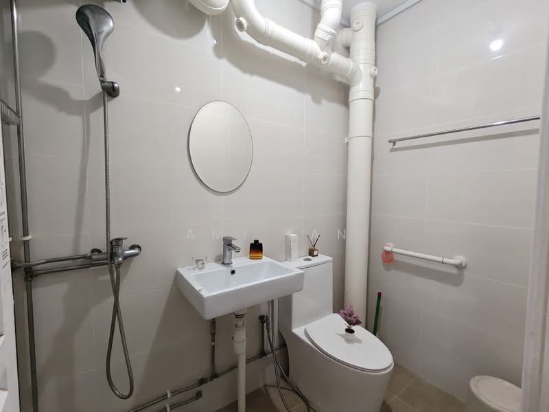 346 Yishun Avenue 11, 346 Yishun Avenue 11, 3 Bedrooms, 1,109 sqft, HDB Flat For Sale, by Amy Tan, 500063438 - Bathroom - PropertyGuru.com.sg