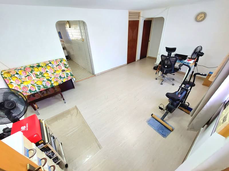 269 Bukit Batok East Avenue 4, 269 Bukit Batok East Avenue 4, 3 Bedrooms, 904 sqft, HDB Flat For Sale, by Arthur Koh, 500063993 - Living room photo 1 - PropertyGuru.com.sg