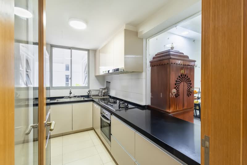 Prive, 35 Punggol Field, 3 Bedrooms, 1,001 sqft, Executive Condominium For Sale, by Gabriel Lim, 500064322 - Kitchen - PropertyGuru.com.sg