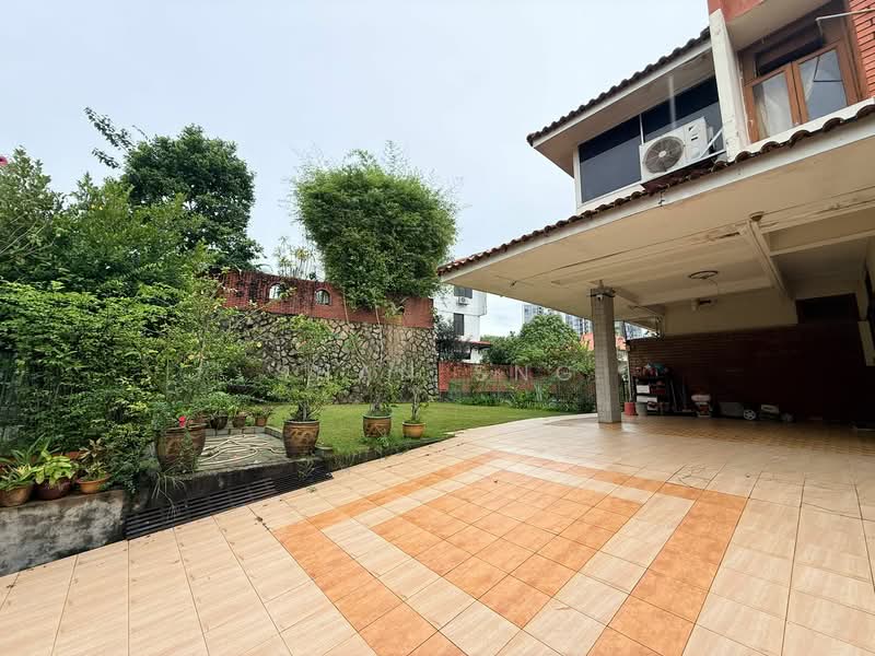 PHOENIX GARDENS, PHOENIX GARDENS, 5 Bedrooms, 6,525 sqft, Bungalow House For Sale, by Shan Sng, 500068085 - Exterior - PropertyGuru.com.sg