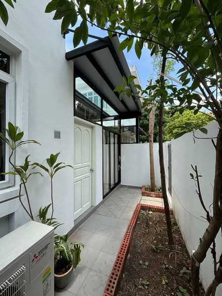 St. Michael Road, St Michael Road, 2 Bedrooms, 700 sqft, Terraced House For Rent, by Lau Mei Ching, 500076179 - Exterior - PropertyGuru.com.sg