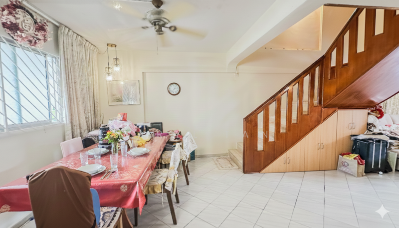 108 Jalan Rajah, 108 Jalan Rajah, 3 Bedrooms, 1,593 sqft, HDB Flat For Sale, by Daryl Tan, 500077102 - Dining Area - PropertyGuru.com.sg