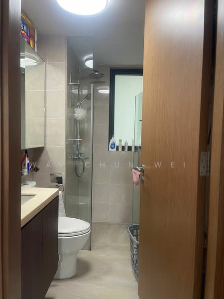 Kingsford Waterbay, 68 Upper Serangoon View, Room Rental, 100 sqft, Condominium For Rent, by Yap Chun Wei, 500081595 - Bathroom - PropertyGuru.com.sg