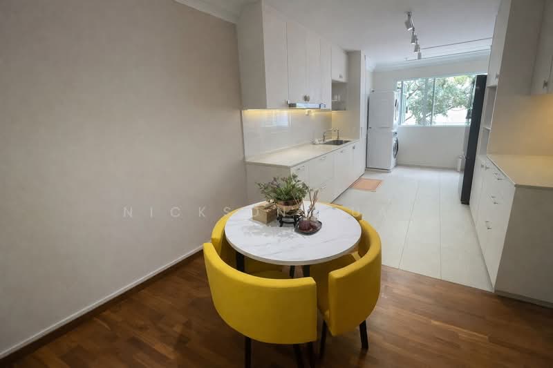 847 Woodlands Street 82, 847 Woodlands Street 82, 5 Bedrooms, 1,927 sqft, HDB Flat For Sale, by Nickson Guay, 500088755 - Kitchen - PropertyGuru.com.sg