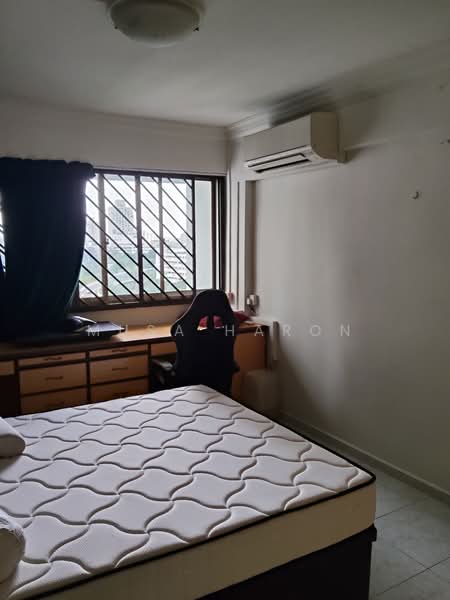 220 Lorong 8 Toa Payoh, 220 Lorong 8 Toa Payoh, 3 Bedrooms, 883 sqft, HDB Flat For Rent, by Musa Haron, 500124262 - Bedroom - PropertyGuru.com.sg