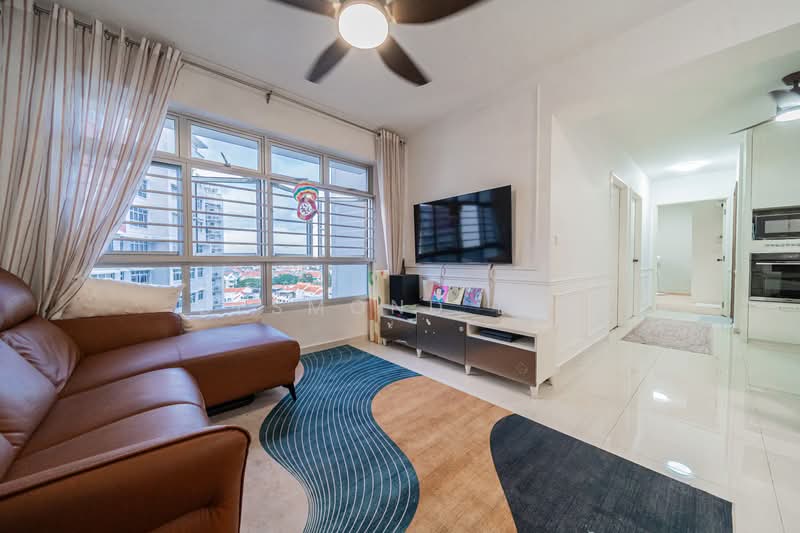 154B Bedok South Road, 154B Bedok South Road, 3 Bedrooms, 1,001 sqft, HDB Flat For Sale, by Desmond Lim, 500126339 - Living Room - PropertyGuru.com.sg