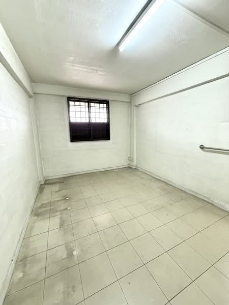 28 Hoy Fatt Road, 28 Hoy Fatt Road, 2 Bedrooms, 646 sqft, HDB Flat For Sale, by Russell Wong, 500127050 - Bedroom 2 - PropertyGuru.com.sg