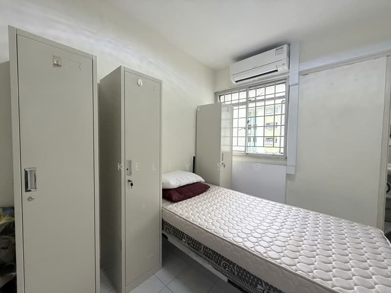 205 Yishun Street 21, 205 Yishun Street 21, Room Rental, 150 sqft, HDB Flat For Rent, by Kelly Sng, 500128404 - Room 1 (Master Bedroom) - PropertyGuru.com.sg