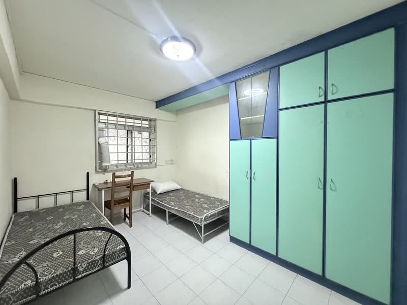 205 Yishun Street 21, 205 Yishun Street 21, Room Rental, 150 sqft, HDB Flat For Rent, by Kelly Sng, 500128404 - Room 2 (Common Bedroom) - PropertyGuru.com.sg