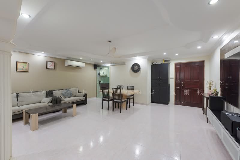 971 Hougang Street 91, 971 Hougang Street 91, 3 Bedrooms, 1,249 sqft, HDB Flat For Sale, by Yvette Huang 黄俐银, 500128491 - Living Room - PropertyGuru.com.sg