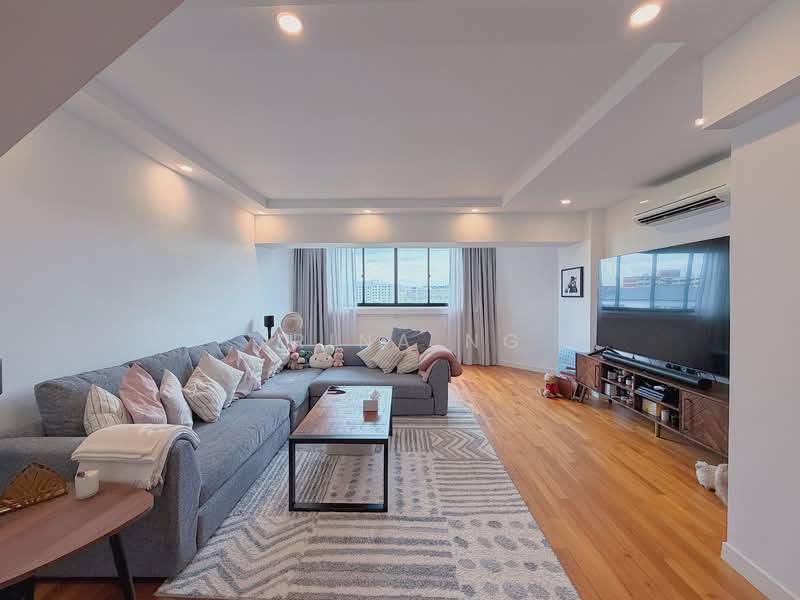 357 Hougang Avenue 7, 357 Hougang Avenue 7, 2 Bedrooms, 1,654 sqft, HDB Flat For Sale, by Trina Ng, 500130126 - Living Room - PropertyGuru.com.sg