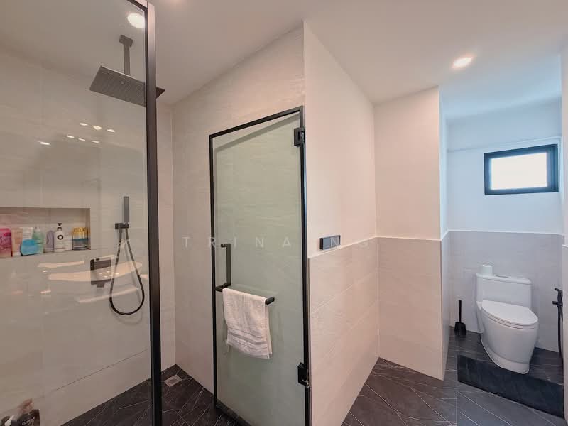 357 Hougang Avenue 7, 357 Hougang Avenue 7, 2 Bedrooms, 1,654 sqft, HDB Flat For Sale, by Trina Ng, 500130126 - Bathroom - PropertyGuru.com.sg