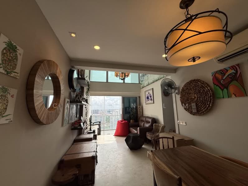 Eight Riversuites, 10 Whampoa East, 3 Bedrooms, 1,196 sqft, Condominium For Sale, by Catherine Lim, 500132723 - Living Room - PropertyGuru.com.sg