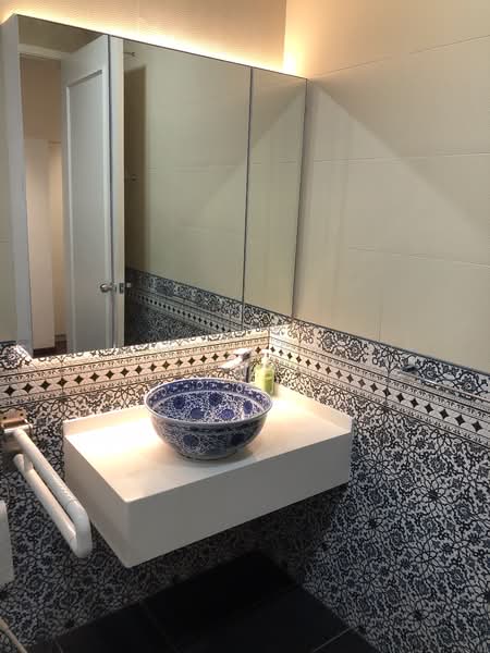 Jalan Senang, , Room Rental, 200 sqft, Bungalow House For Rent, by Mukesh Narwani, 500133573 - Bathroom - PropertyGuru.com.sg