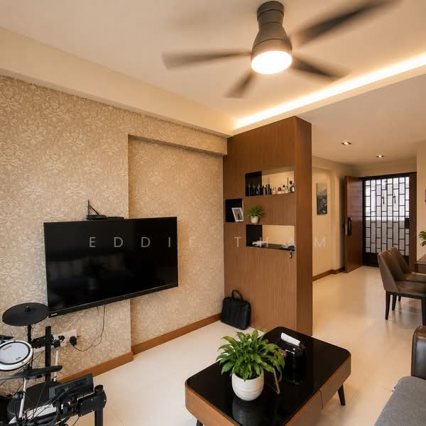 430B Yishun Avenue 11, 430B Yishun Avenue 11, 3 Bedrooms, 990 sqft, HDB Flat For Sale, by Eddie Tham, 500137301 - Living Room - PropertyGuru.com.sg